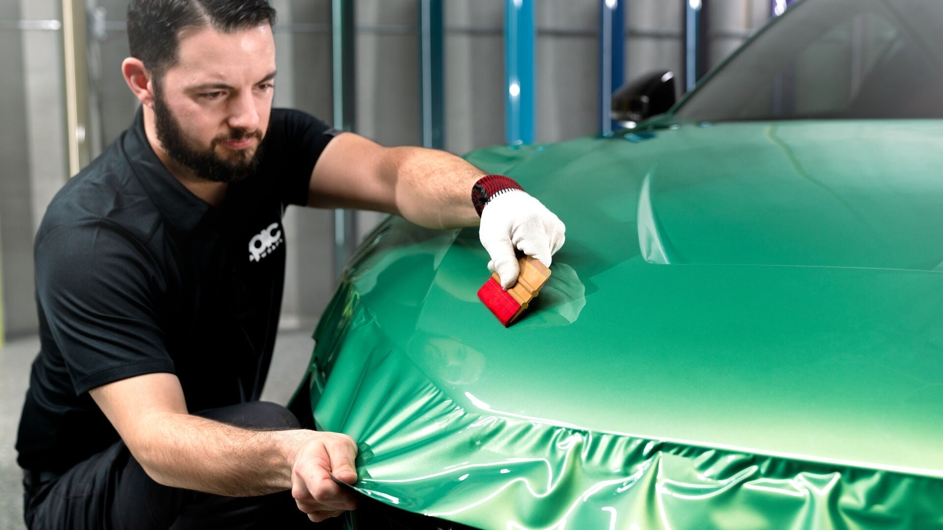 How to Apply Vinyl Stickers Without Bubbles (Step-by-Step Guide)